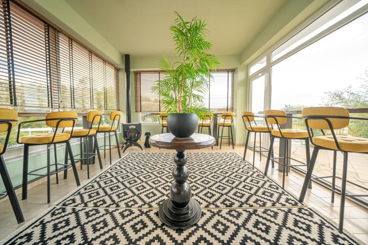 Tselikas Hotel Kozani Eksteriør billede