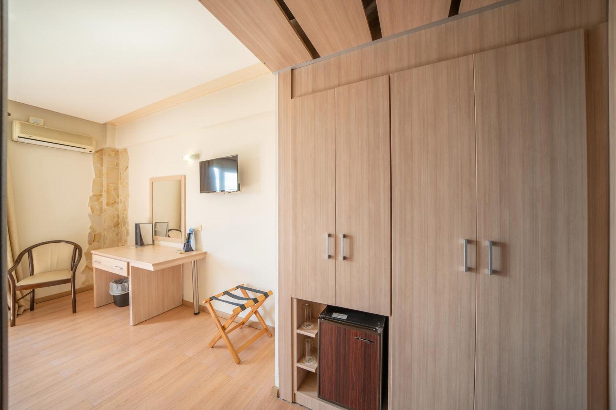 Tselikas Hotel Kozani Værelse billede