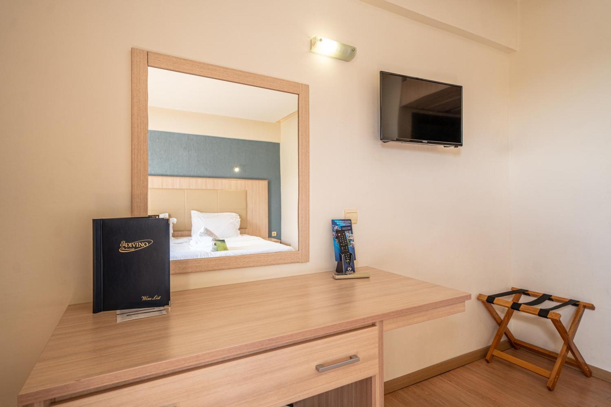 Tselikas Hotel Kozani Værelse billede