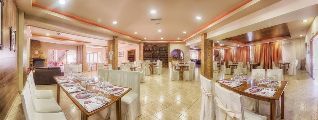 Tselikas Hotel Kozani Eksteriør billede