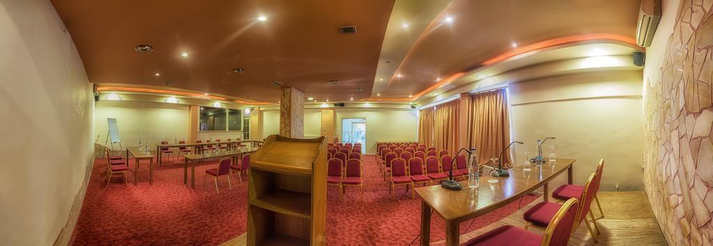 Tselikas Hotel Kozani Eksteriør billede