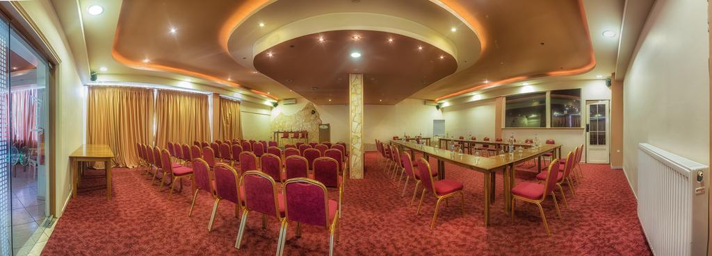 Tselikas Hotel Kozani Eksteriør billede